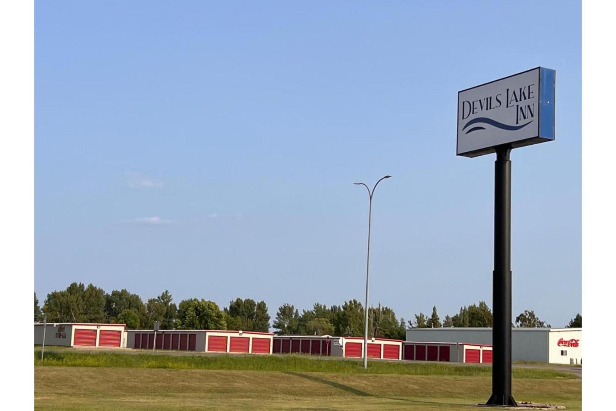 Devils Lake Inn By Oyo Near Devils Lake Regional Airport Luaran gambar