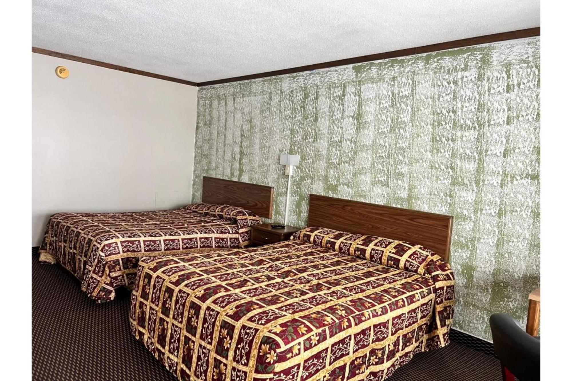 Devils Lake Inn By Oyo Near Devils Lake Regional Airport Luaran gambar