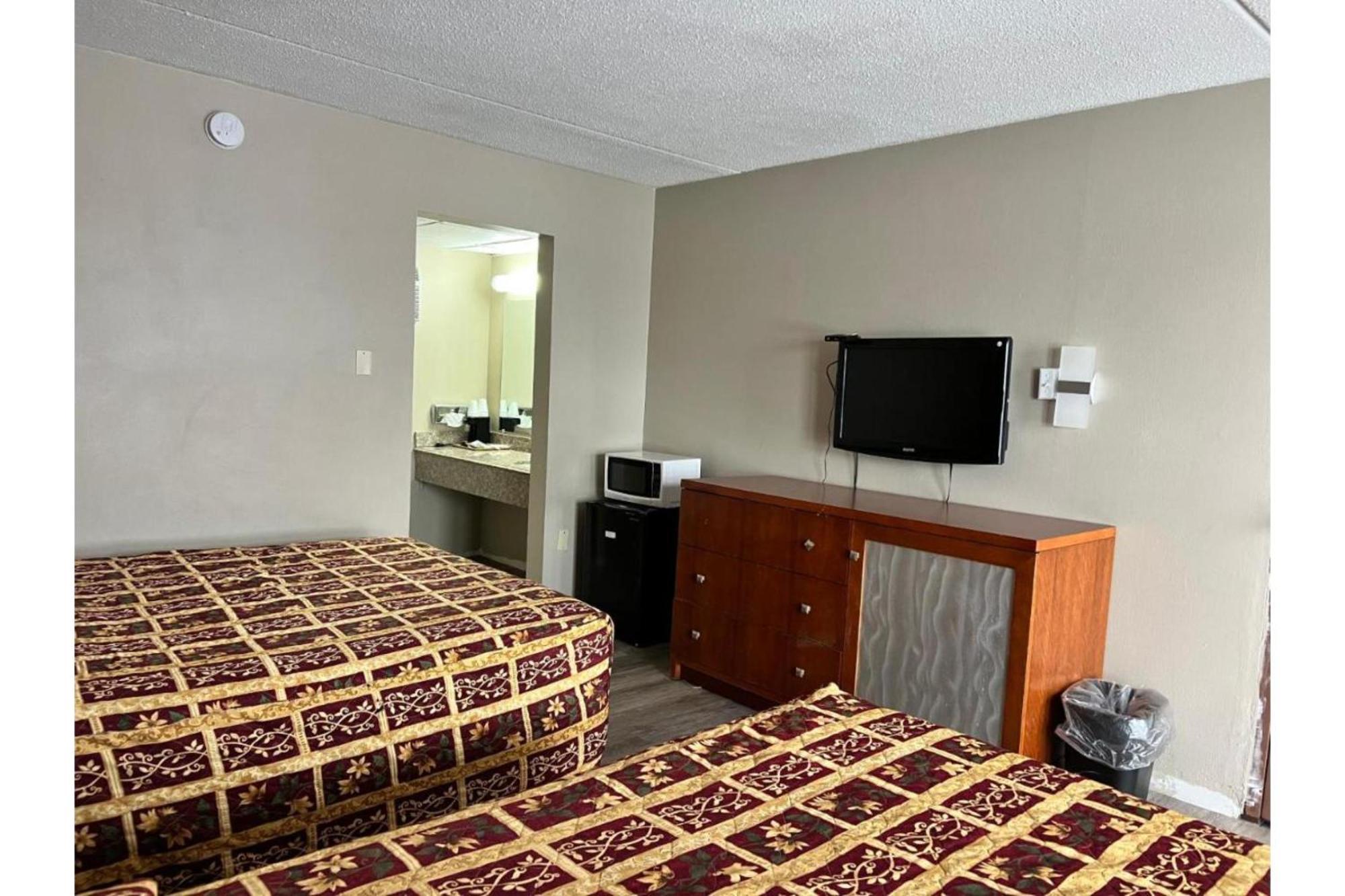Devils Lake Inn By Oyo Near Devils Lake Regional Airport Luaran gambar