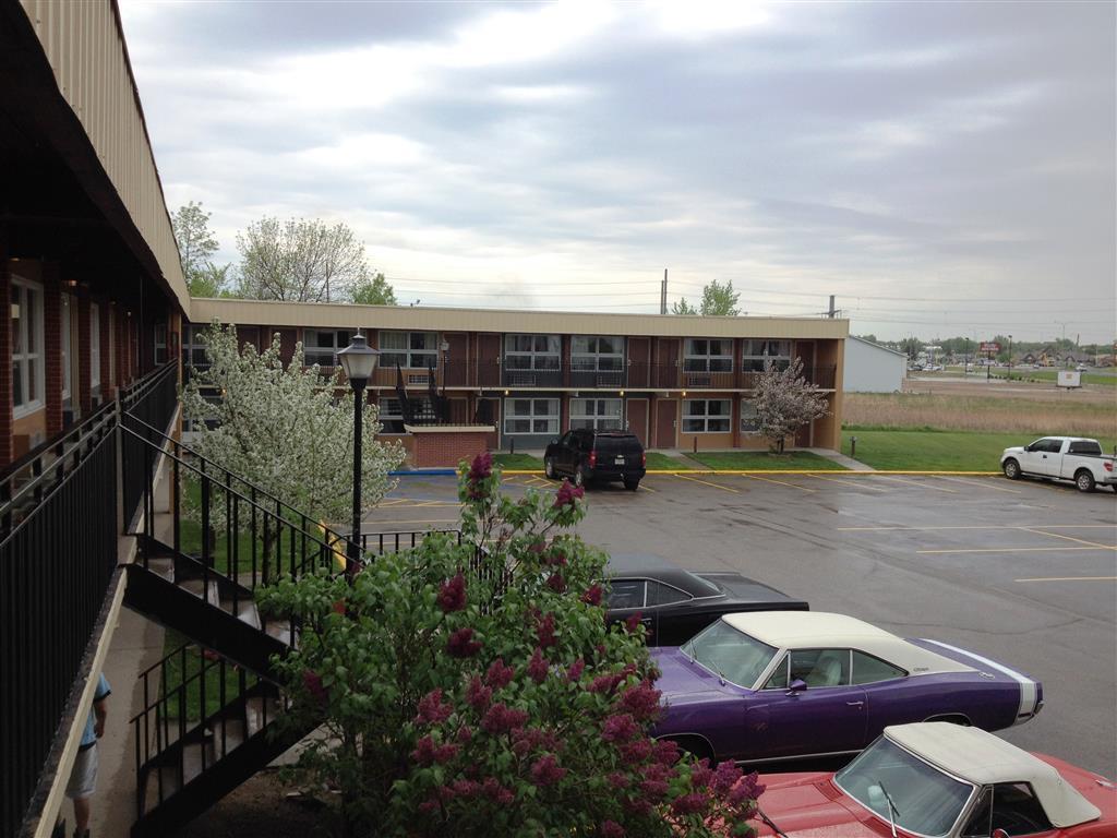 Devils Lake Inn By Oyo Near Devils Lake Regional Airport Luaran gambar