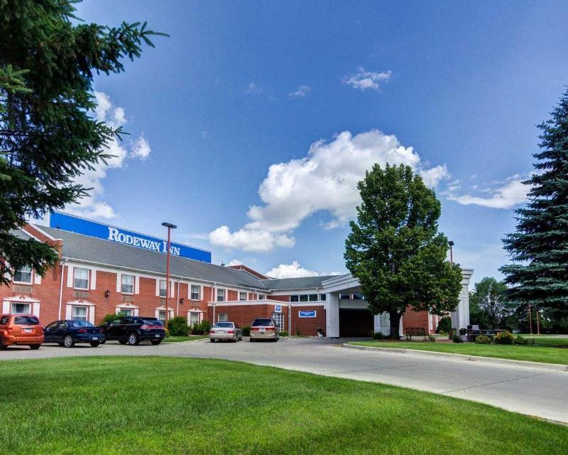 Devils Lake Inn By Oyo Near Devils Lake Regional Airport Luaran gambar