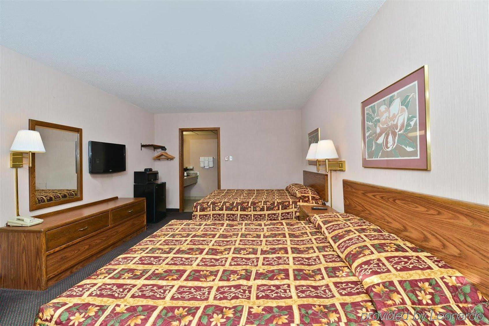 Devils Lake Inn By Oyo Near Devils Lake Regional Airport Luaran gambar
